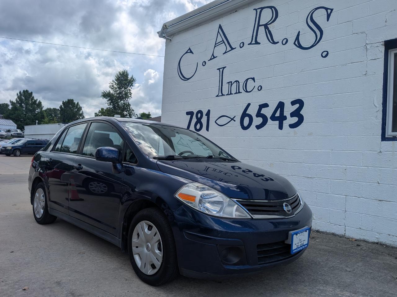 2011 Nissan Versa 1.8 SL Sedan