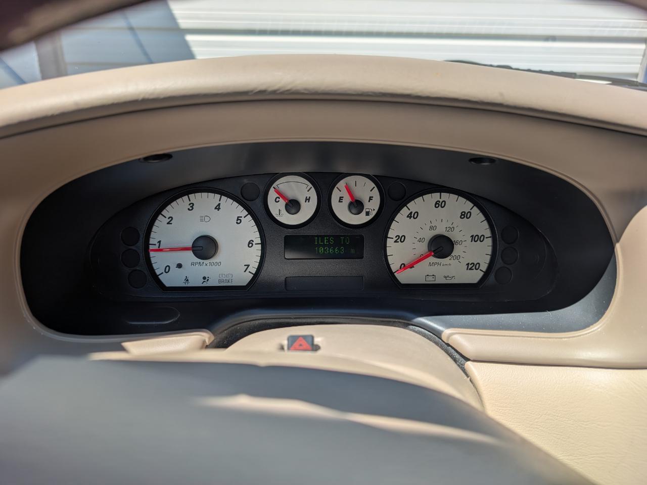 Ford Taurus SEL 2005