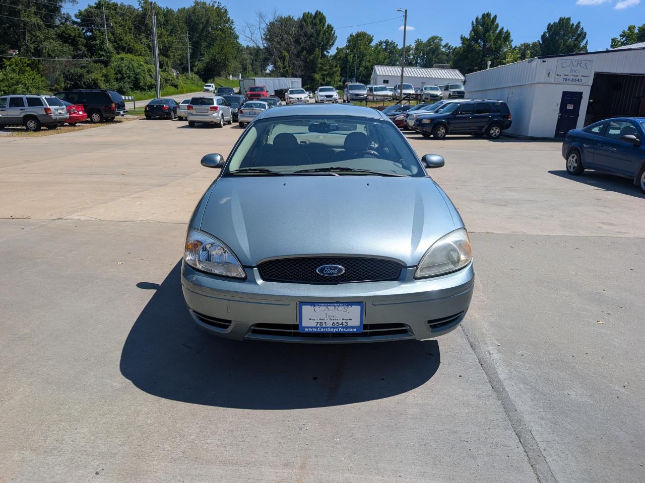 Ford Taurus SEL 2005