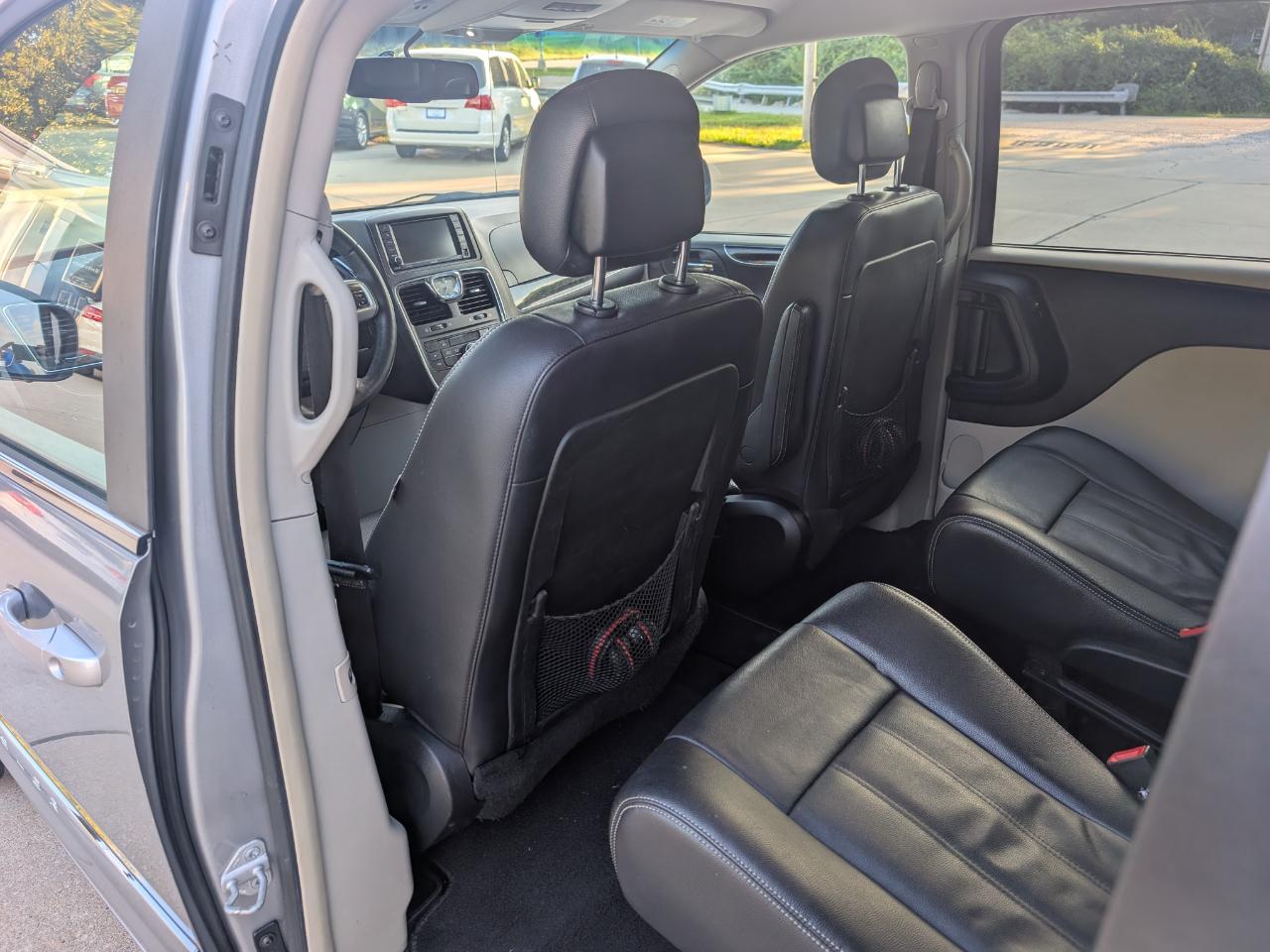 Chrysler Town & Country Touring 2014