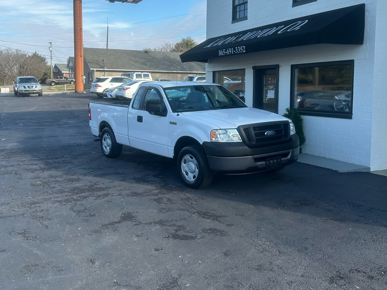2007 Ford F-150 2WD Reg Cab 126" XLT