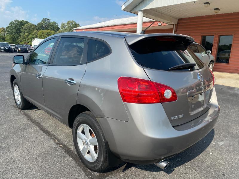 Nissan Rogue S AWD 2010