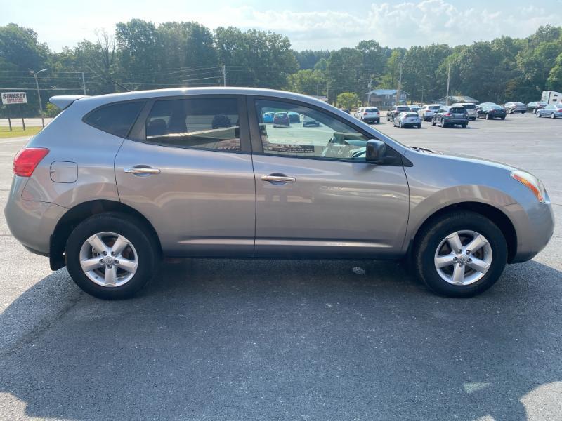 Nissan Rogue S AWD 2010