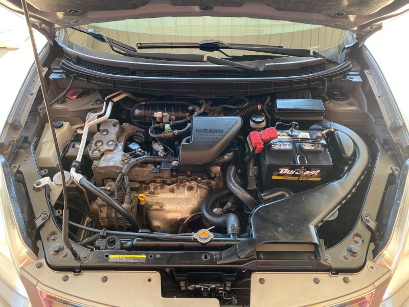 Nissan Rogue S AWD 2010