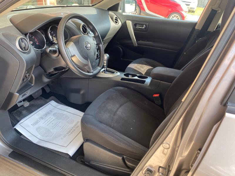 Nissan Rogue S AWD 2010