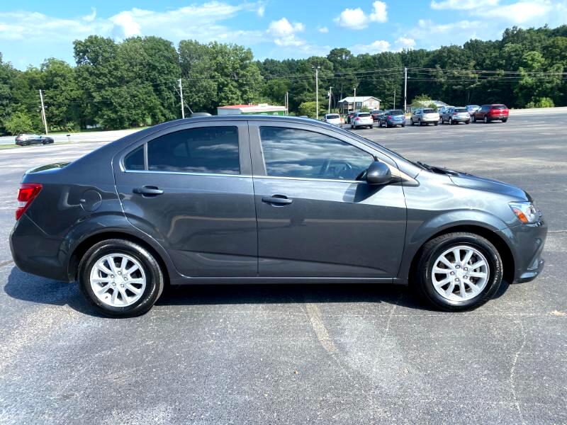 Chevrolet Sonic LT Auto Sedan 2017 Chevrolet Sonic LT Auto Sedan 2017