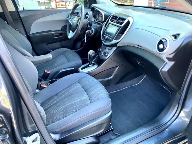 Chevrolet Sonic LT Auto Sedan 2017 Chevrolet Sonic LT Auto Sedan 2017