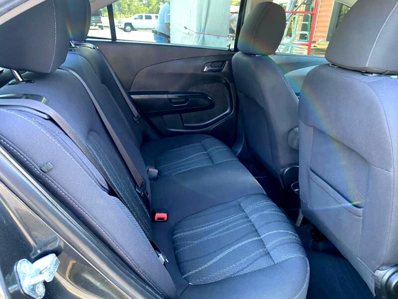 Chevrolet Sonic LT Auto Sedan 2017 Chevrolet Sonic LT Auto Sedan 2017