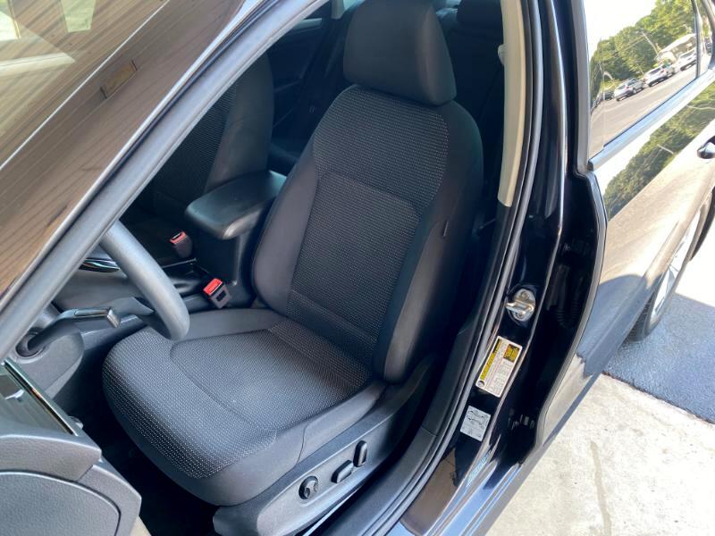 Volkswagen Passat S 2018 Volkswagen Passat S 2018