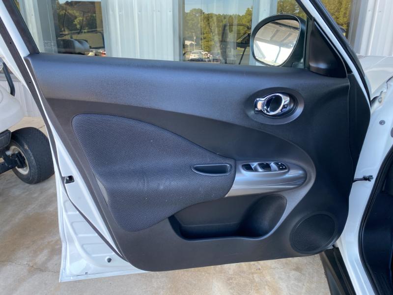 Nissan Juke S FWD 2014 Nissan Juke S FWD 2014