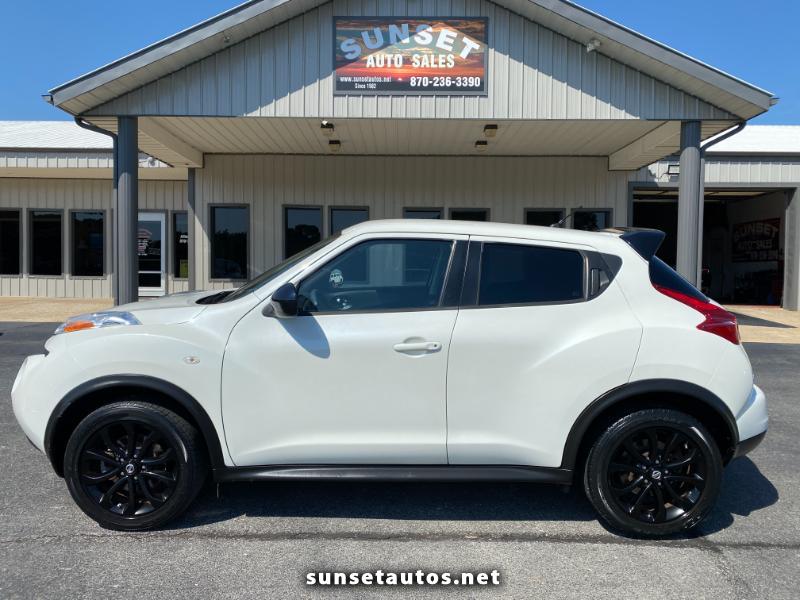 2014 Nissan Juke S FWD