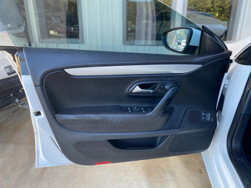 Volkswagen CC Sport PZEV 2011 Volkswagen CC Sport PZEV 2011