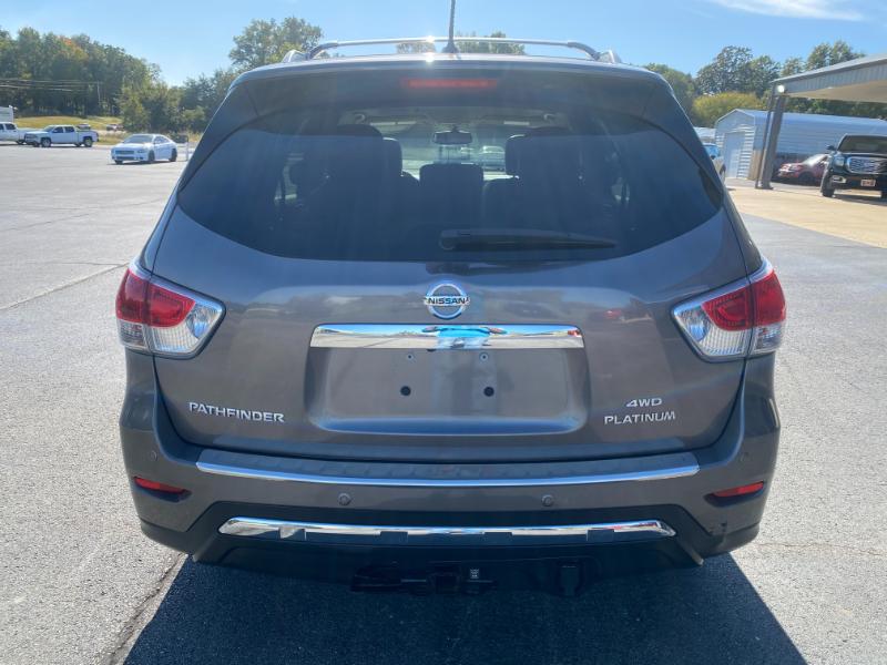 Nissan Pathfinder Platinum 4WD 2014 Nissan Pathfinder Platinum 4WD 2014