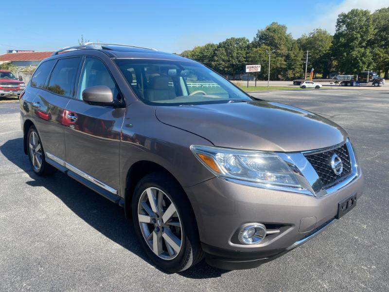 Nissan Pathfinder Platinum 4WD 2014 Nissan Pathfinder Platinum 4WD 2014