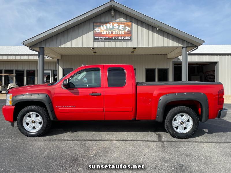 2008 Chevrolet Silverado 1500 LT1 Ext. Cab Std. Box 4WD