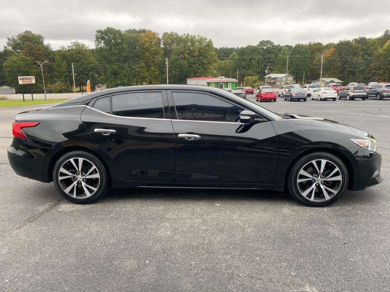 Nissan Maxima 3.5 SV 2018