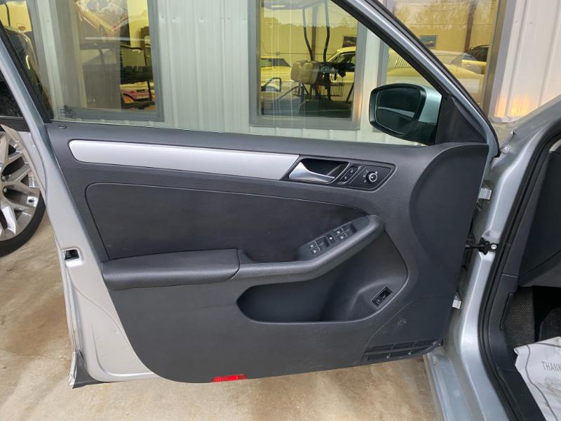 Volkswagen Jetta SE 2014