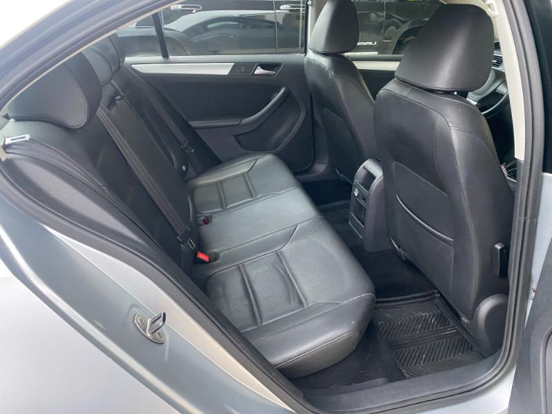 Volkswagen Jetta SE 2014