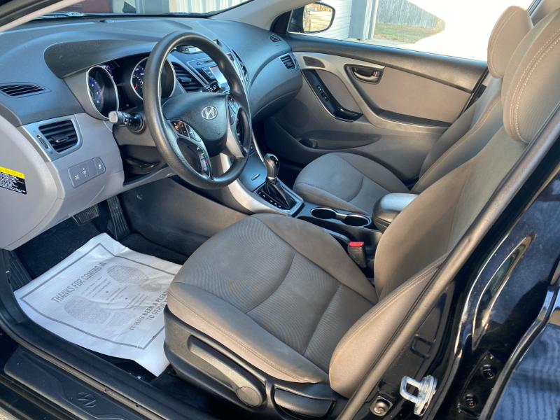 Hyundai Elantra SE 2014