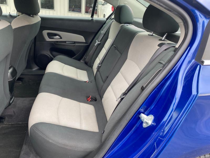 Chevrolet Cruze LS 2012