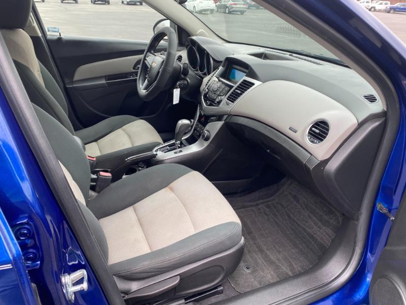 Chevrolet Cruze LS 2012