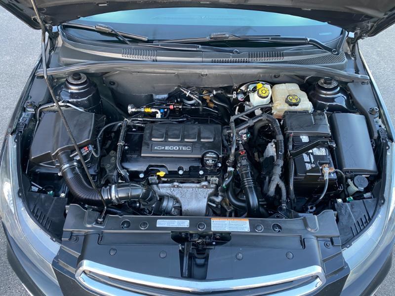 Chevrolet Cruze 2LT Auto 2015