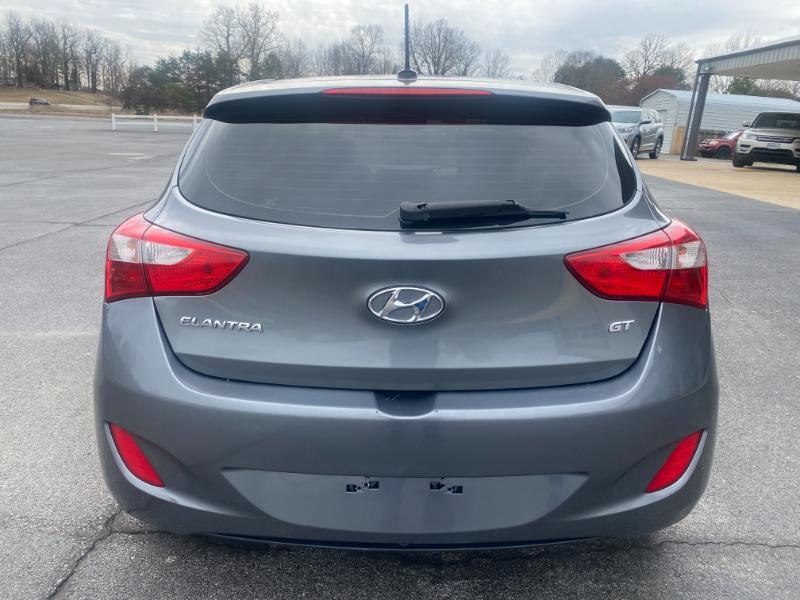 Hyundai Elantra GT A/T 2017
