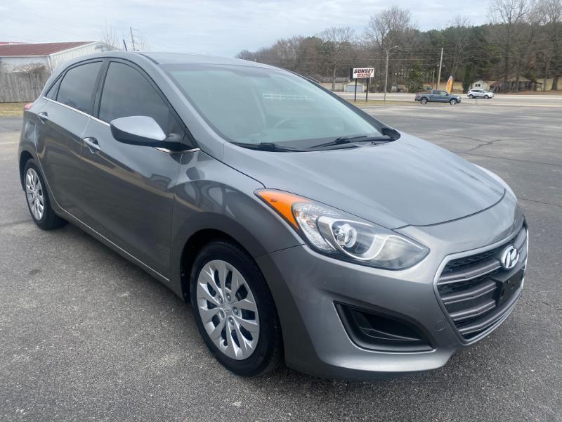 Hyundai Elantra GT A/T 2017