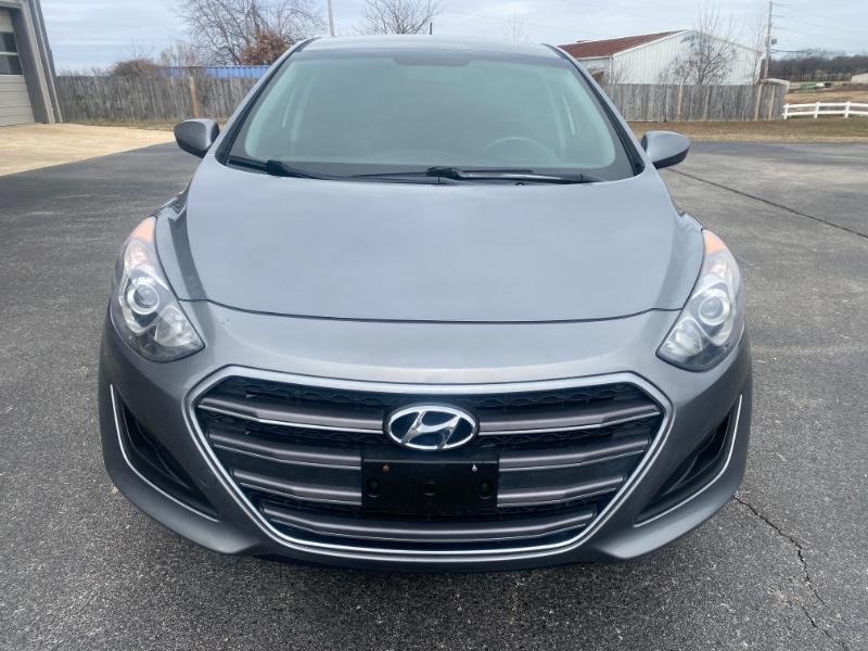 Hyundai Elantra GT A/T 2017