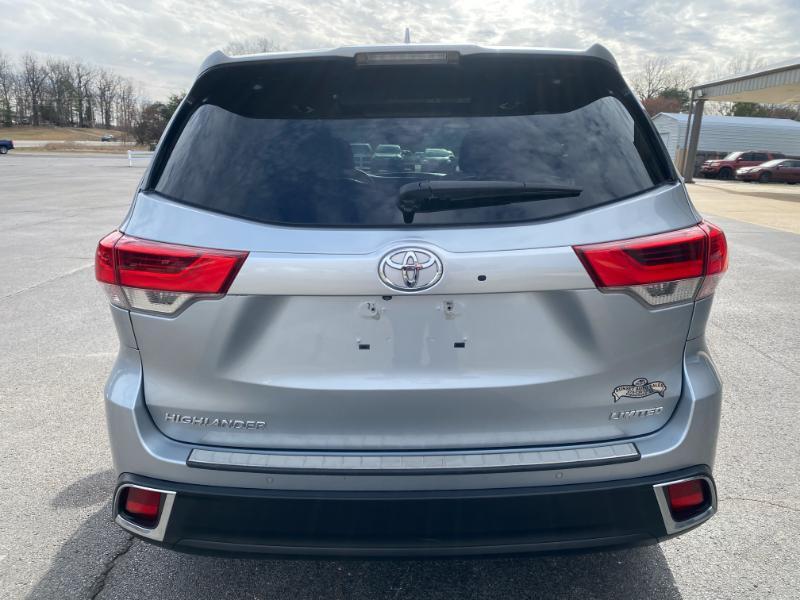 Toyota Highlander Limited FWD V6 2018