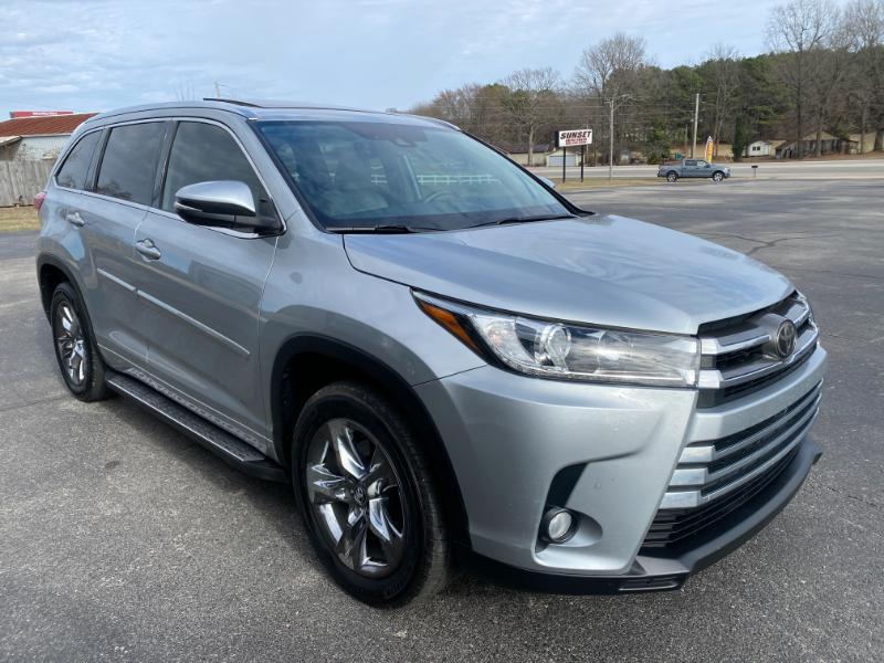 Toyota Highlander Limited FWD V6 2018