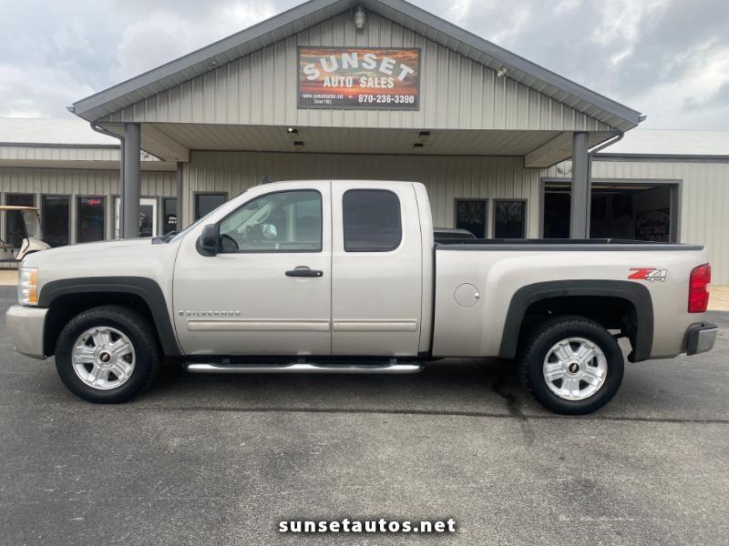 2009 Chevrolet Silverado 1500 LT1 Ext. Cab Std. Box 4WD