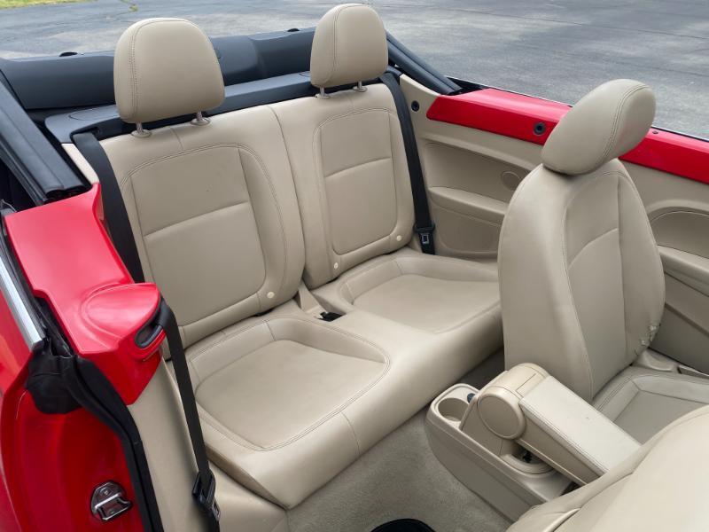 Volkswagen Beetle TDI Convertible 6A 2014