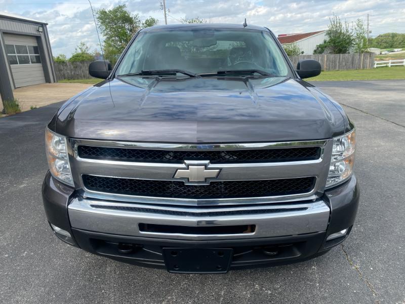 Chevrolet Silverado 1500 LT Crew Cab 4WD 2011