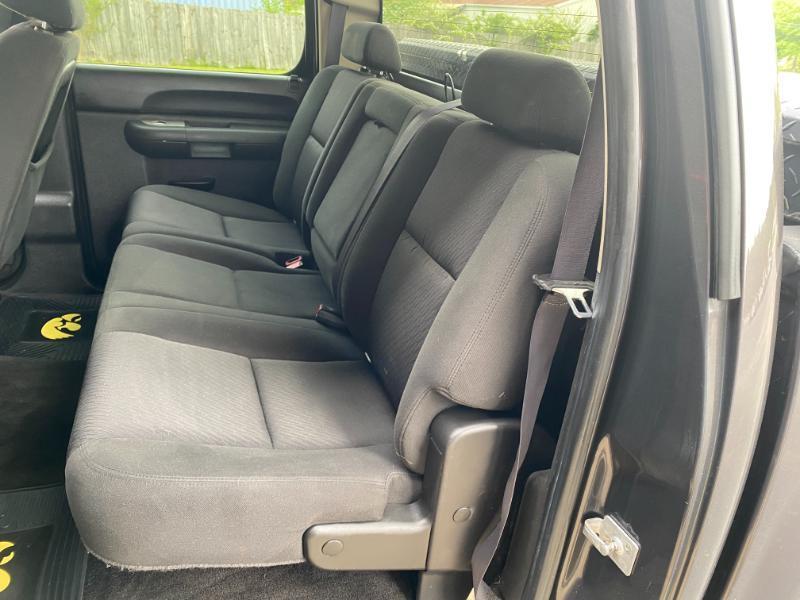 Chevrolet Silverado 1500 LT Crew Cab 4WD 2011