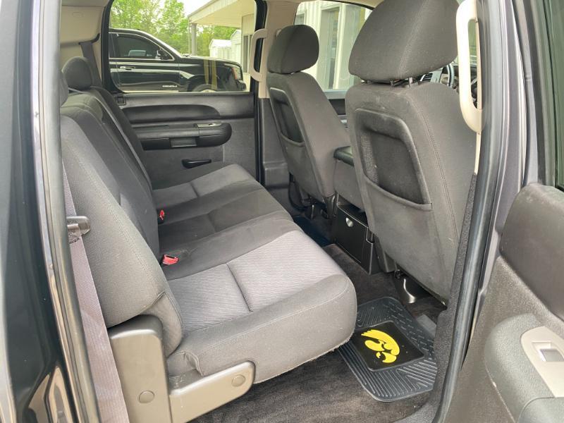 Chevrolet Silverado 1500 LT Crew Cab 4WD 2011