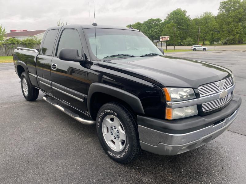 Chevrolet Silverado 1500 Z71 Ext Cab 4WD 4D 2004