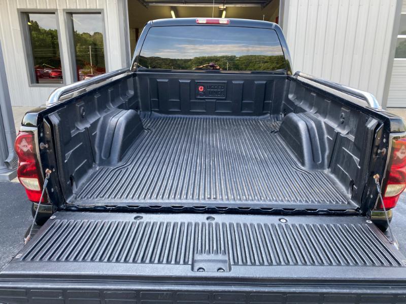 Chevrolet Silverado 1500 Z71 Ext Cab 4WD 4D 2004