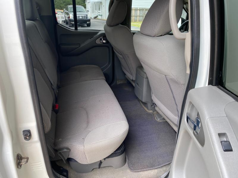 Nissan Frontier SV 2013