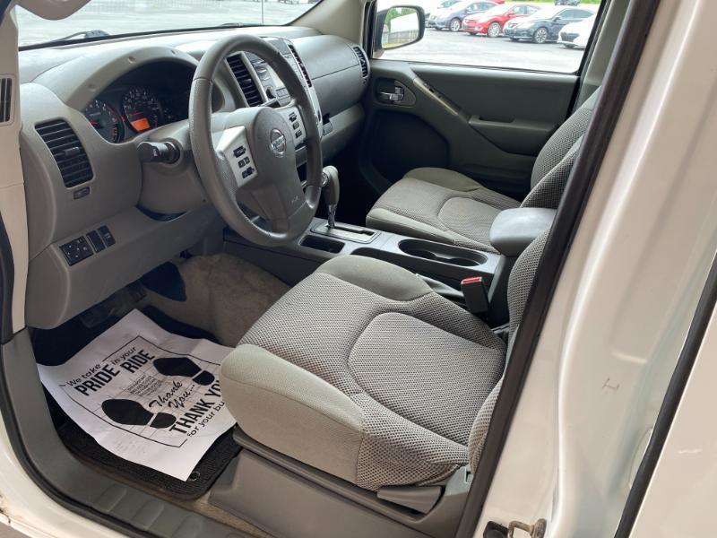 Nissan Frontier SV 2013