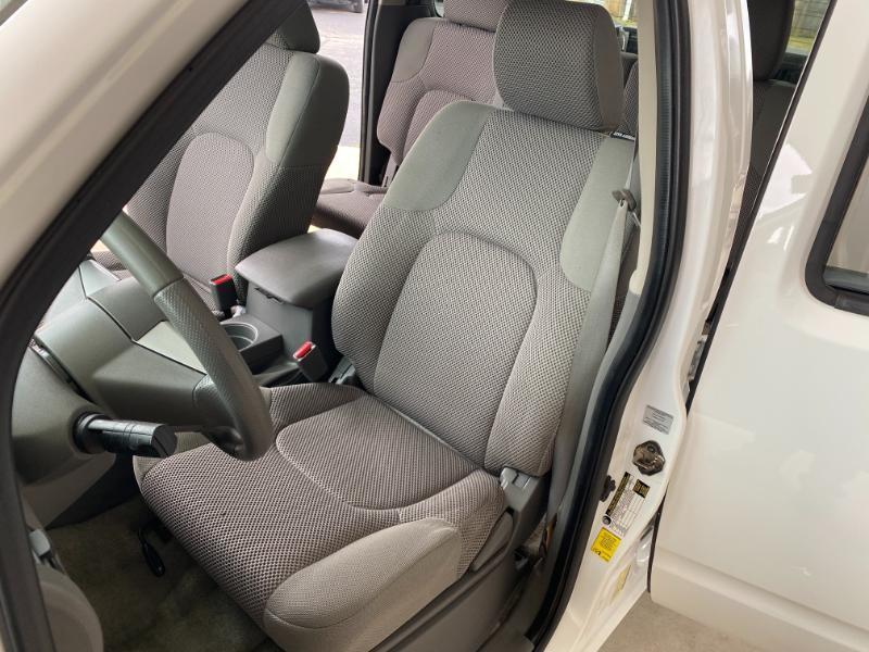 Nissan Frontier SV 2013