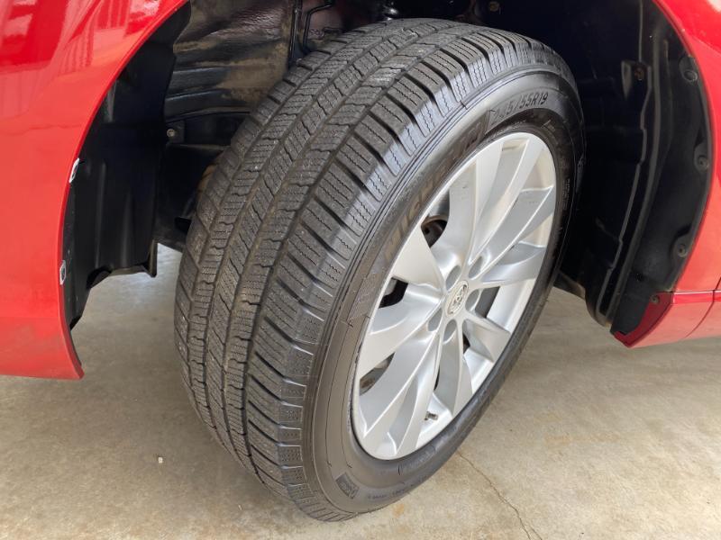 Toyota Venza LE 2013