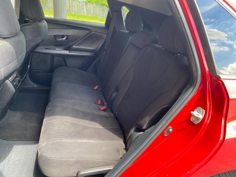 Toyota Venza LE 2013