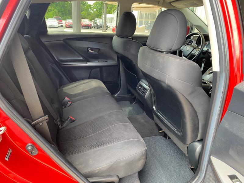 Toyota Venza LE 2013