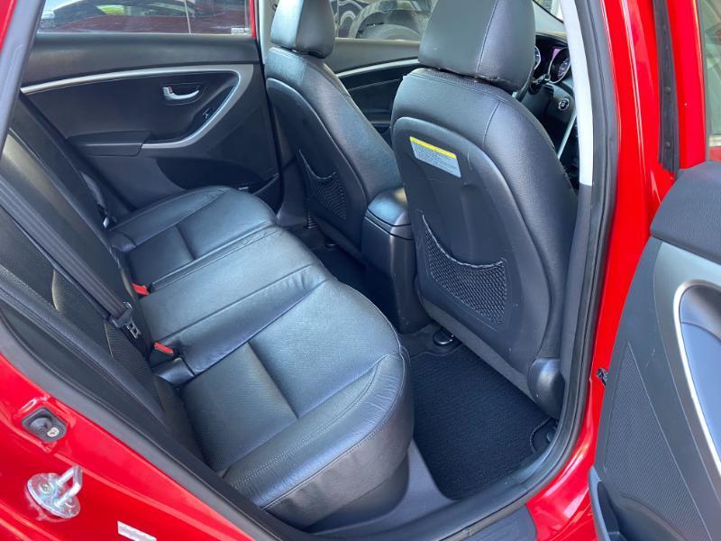 Hyundai Elantra GT A/T 2013
