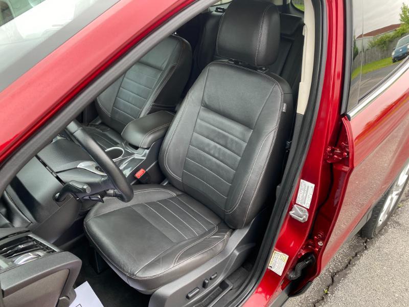 Ford Escape Titanium 4WD 2014