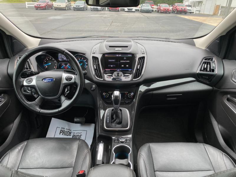 Ford Escape Titanium 4WD 2014