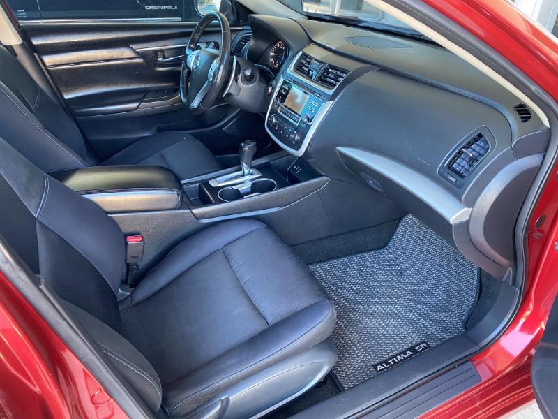 Nissan Altima 2.5 SR 2016