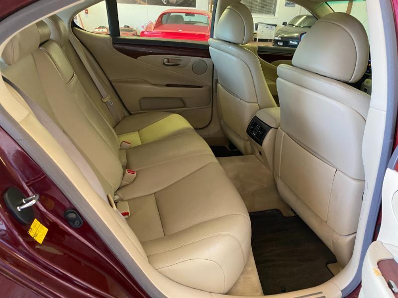 Lexus LS 460 Luxury Sedan 2009