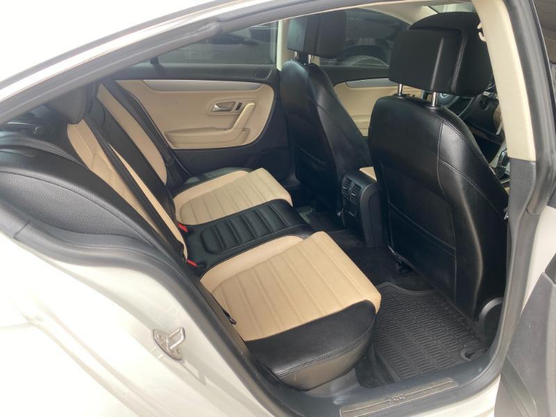 Volkswagen CC Sport w/Lighting Package 2013